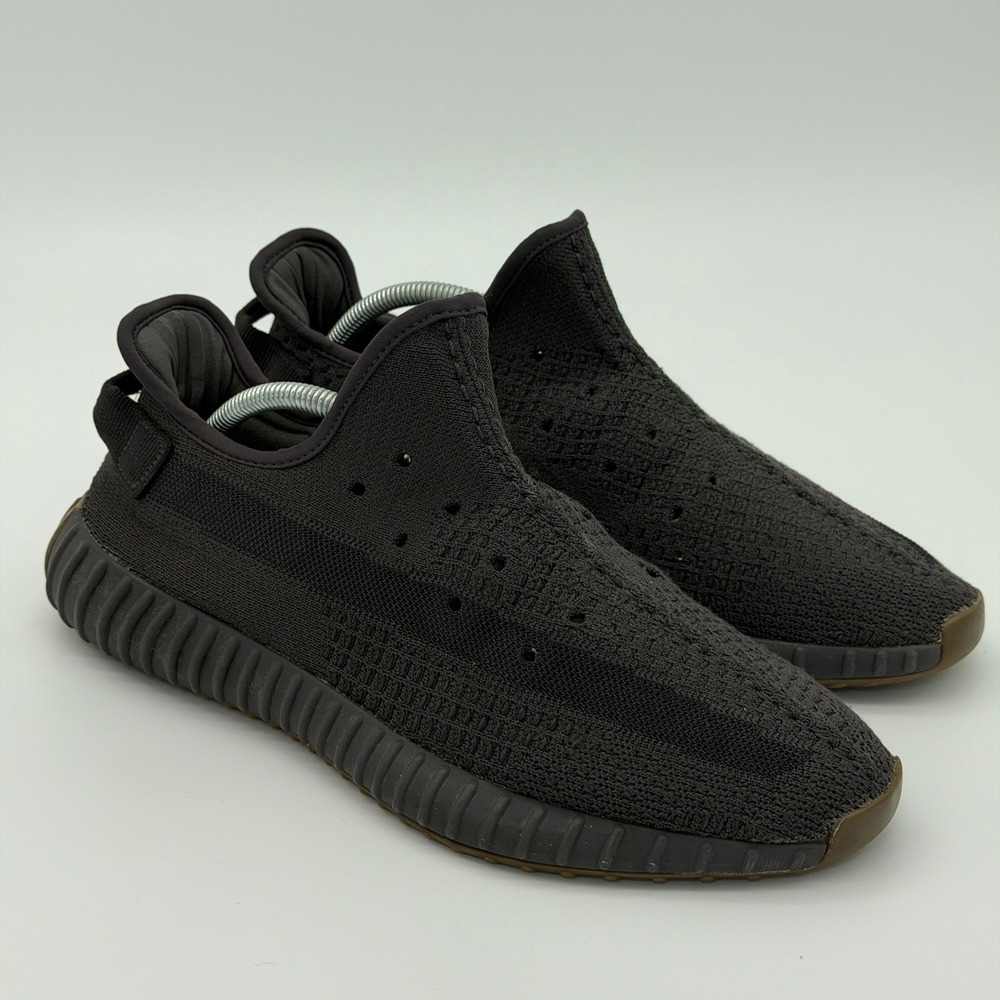 Adidas Yeezy Boost 350 V2 Cinder Mens Size 11 Charcoal Black FY2903 Sneaker